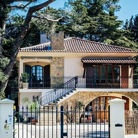 ゲストハウス La Maison Fratelli 3*