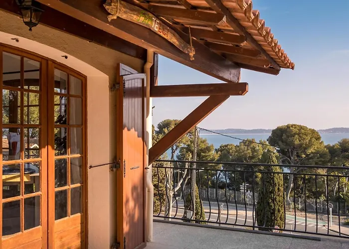 بيت ضيافة La Maison Fratelli Hyères